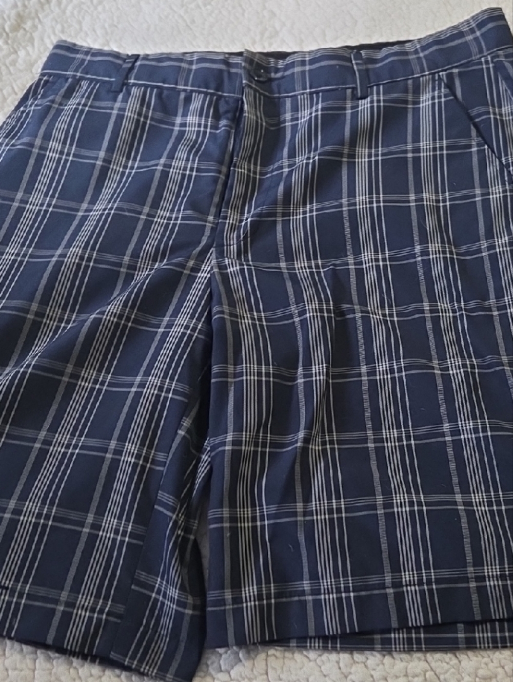 Mens GREG NORMAN Plaid Shorts Golf Size 33 Navy Blue